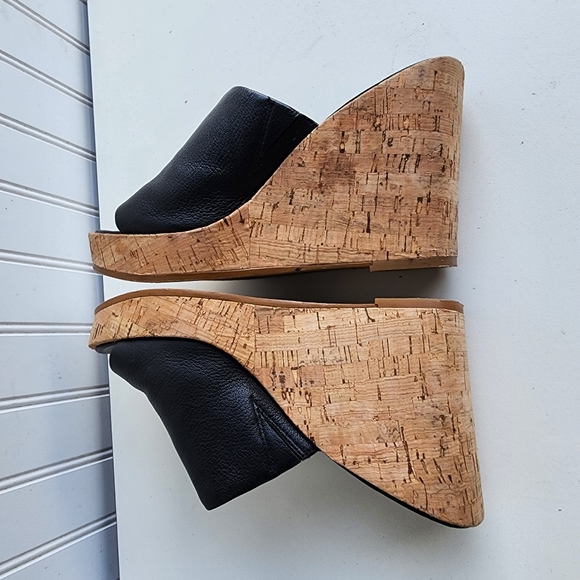 Vince Camuto Chaisen Platform Cork Wedges Black Leather Women's Sandals Sz 7M - Picture 10 of 12